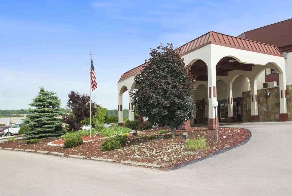 Hotel Ramadaby Wyndham Pittsburgh-New Stanton Esterno foto